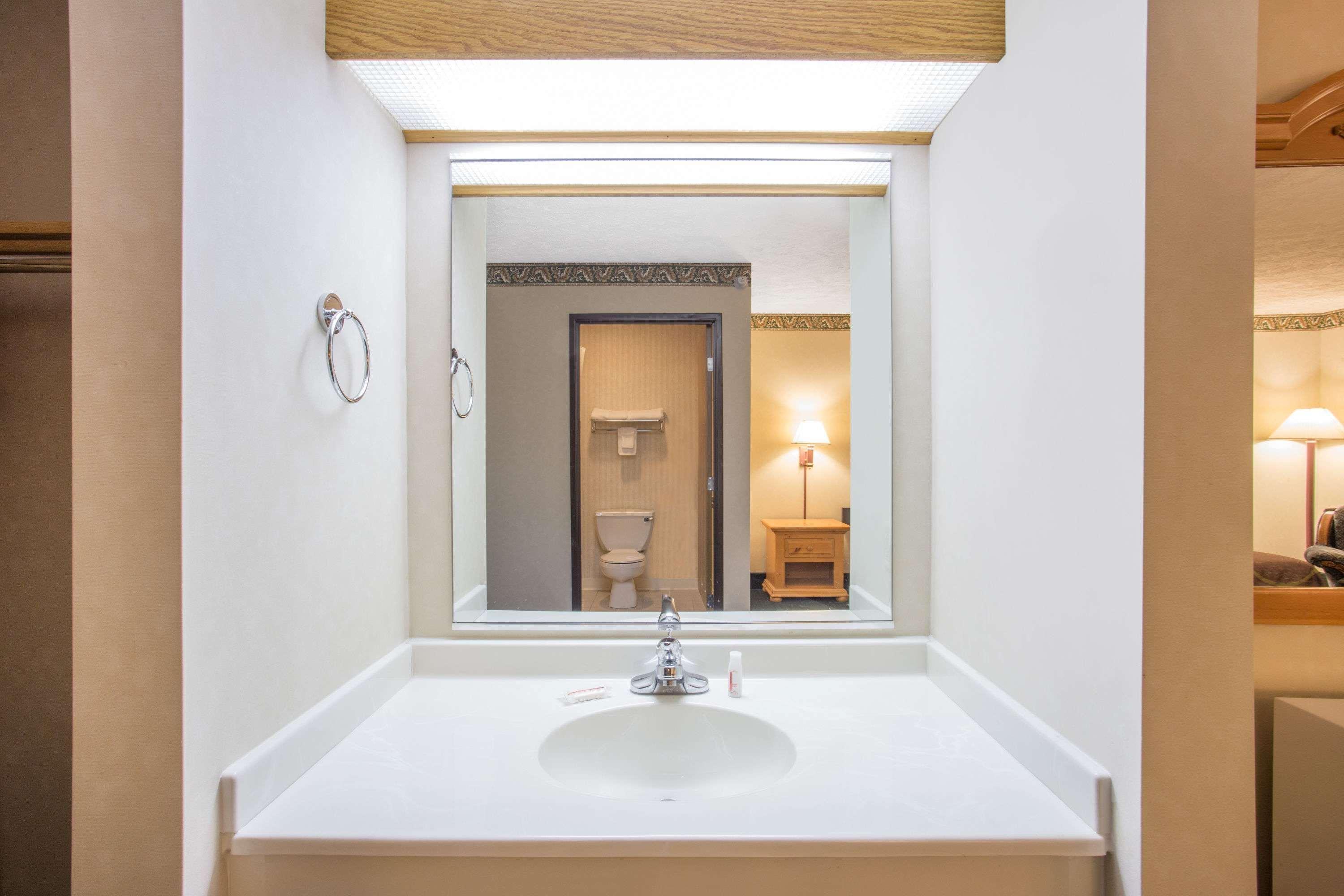 Burgundy Inn & Suites By Oyo El Paso Exteriör bild