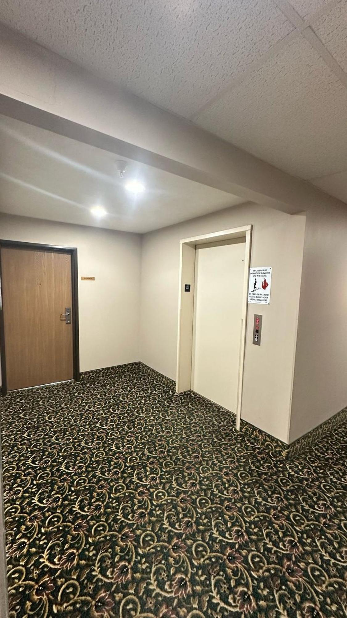 Burgundy Inn & Suites By Oyo El Paso Exteriör bild